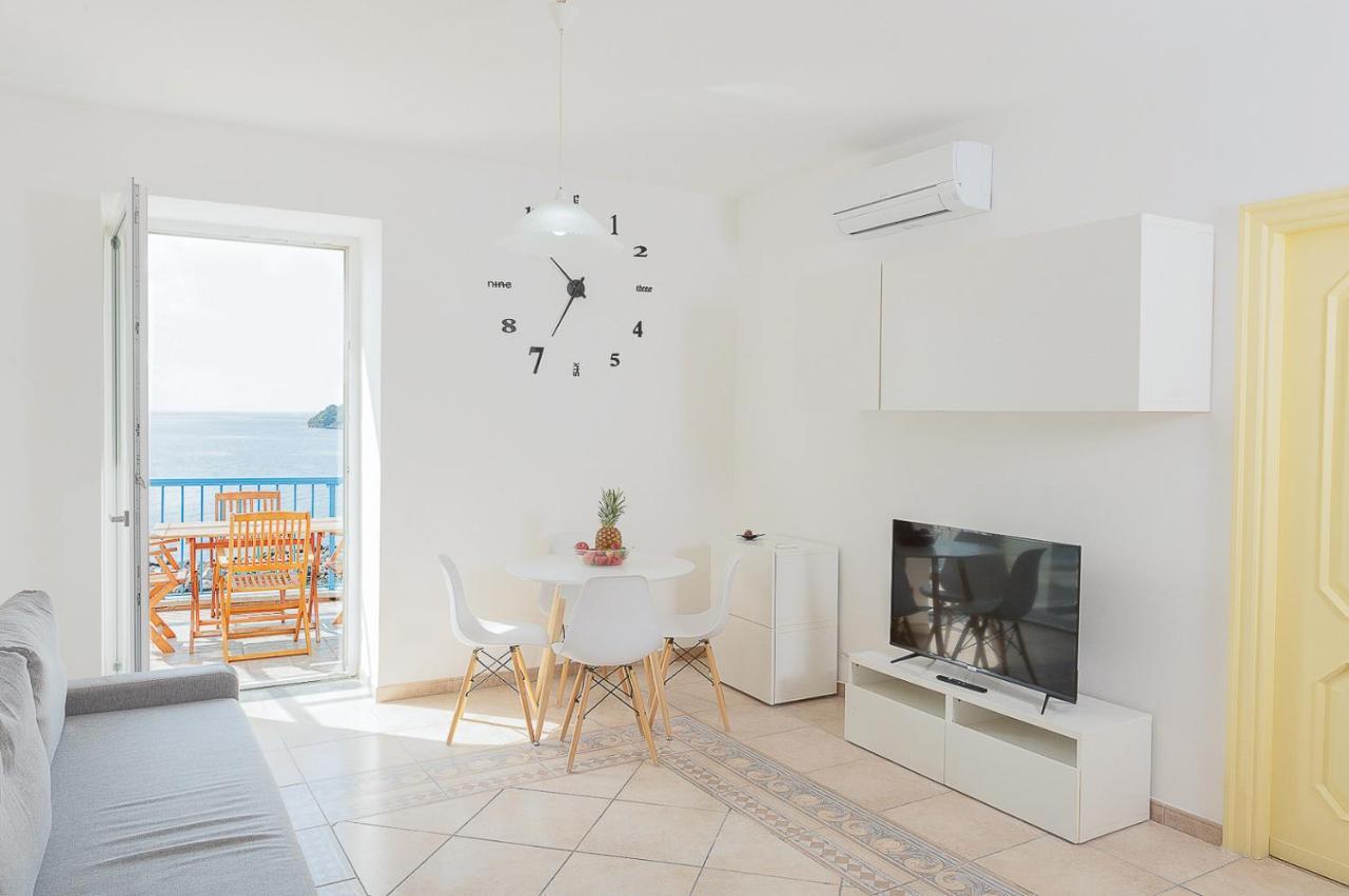 La Procidana House - Corricella Exlusive Terrace Villa Kültér fotó